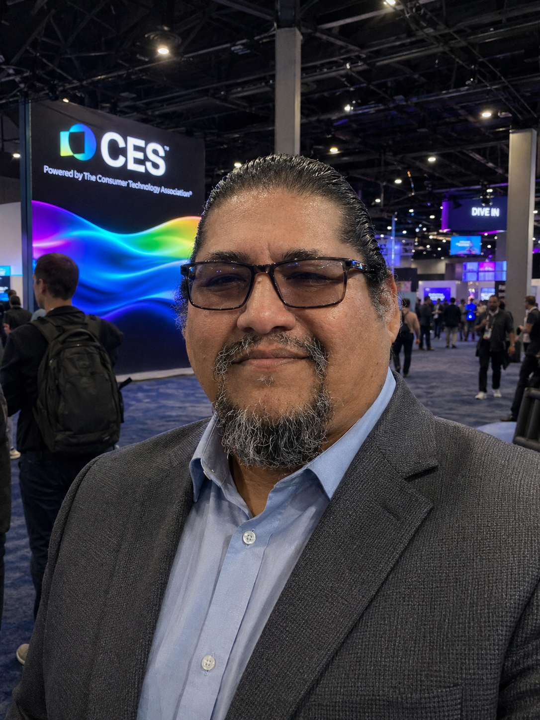 Portrait of Juan Carlos Holguin of HolFe Solutions